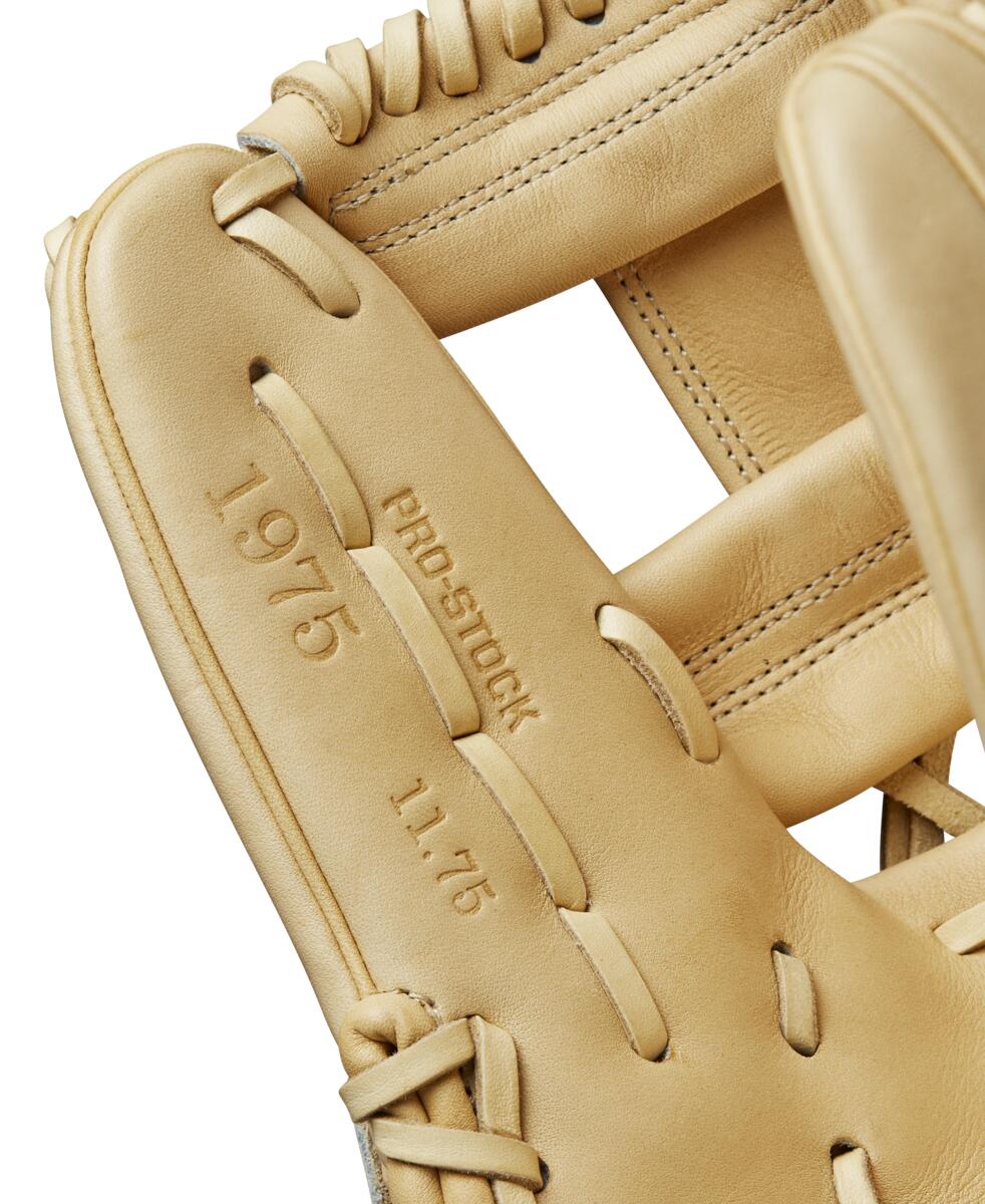 A2000 Classic 1975 11.75" Inch - Team Store